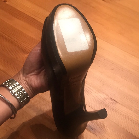 Fendi peep toe heels - Picture 3 of 4